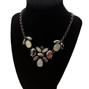 Avon vintage y2k art deco glass bead necklace